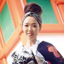 妙 佳